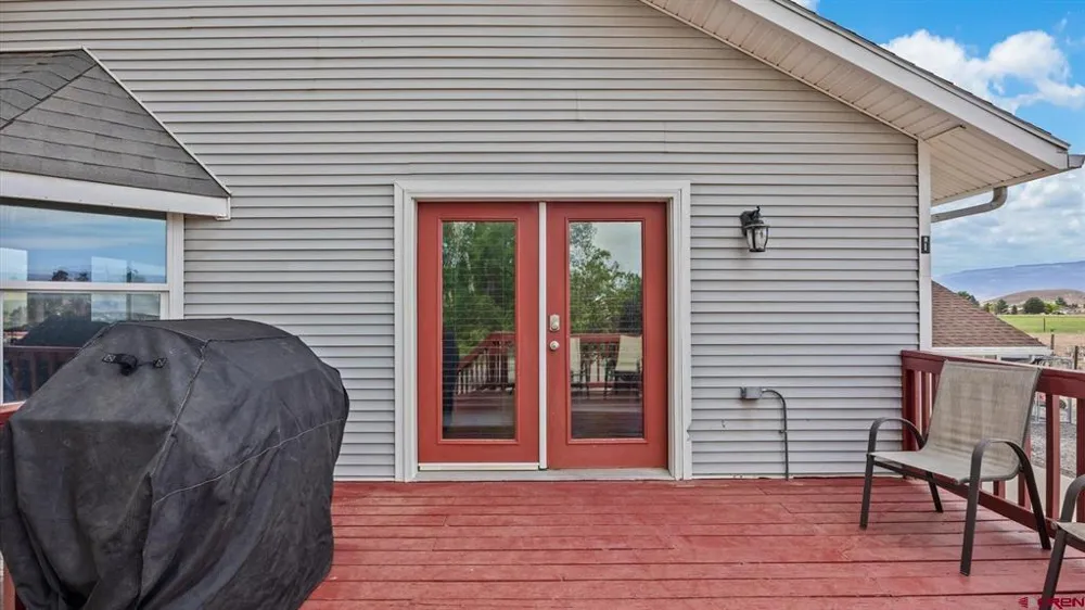 8555 Coffey Road Austin, CO 81410