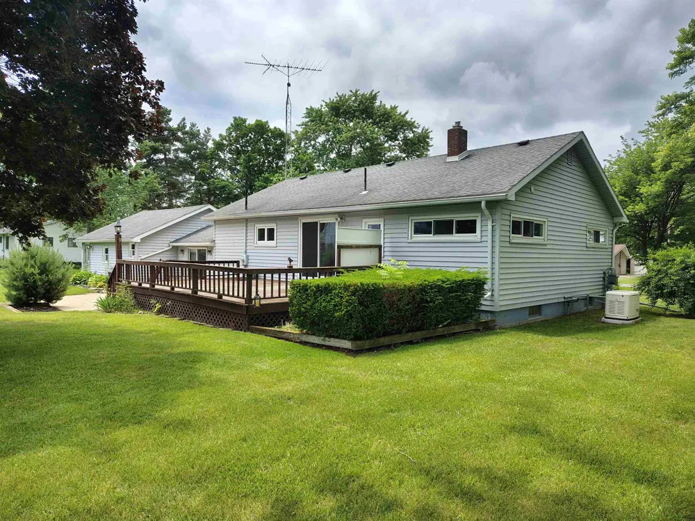 905 Dexter Drive Venice Township, MI 48449