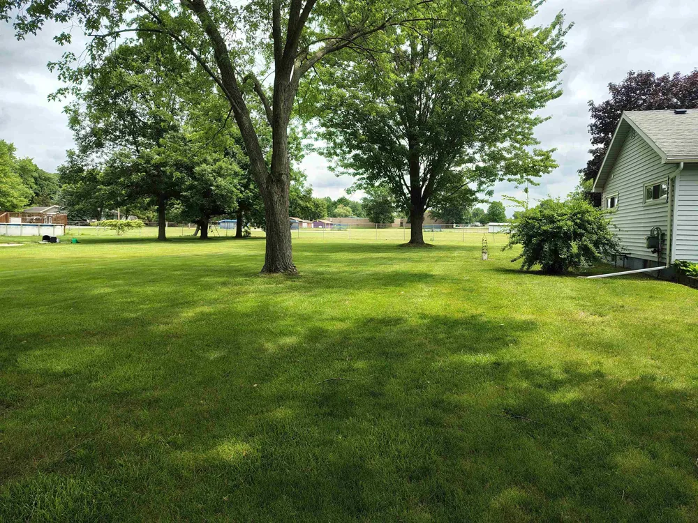 905 Dexter Drive Venice Township, MI 48449