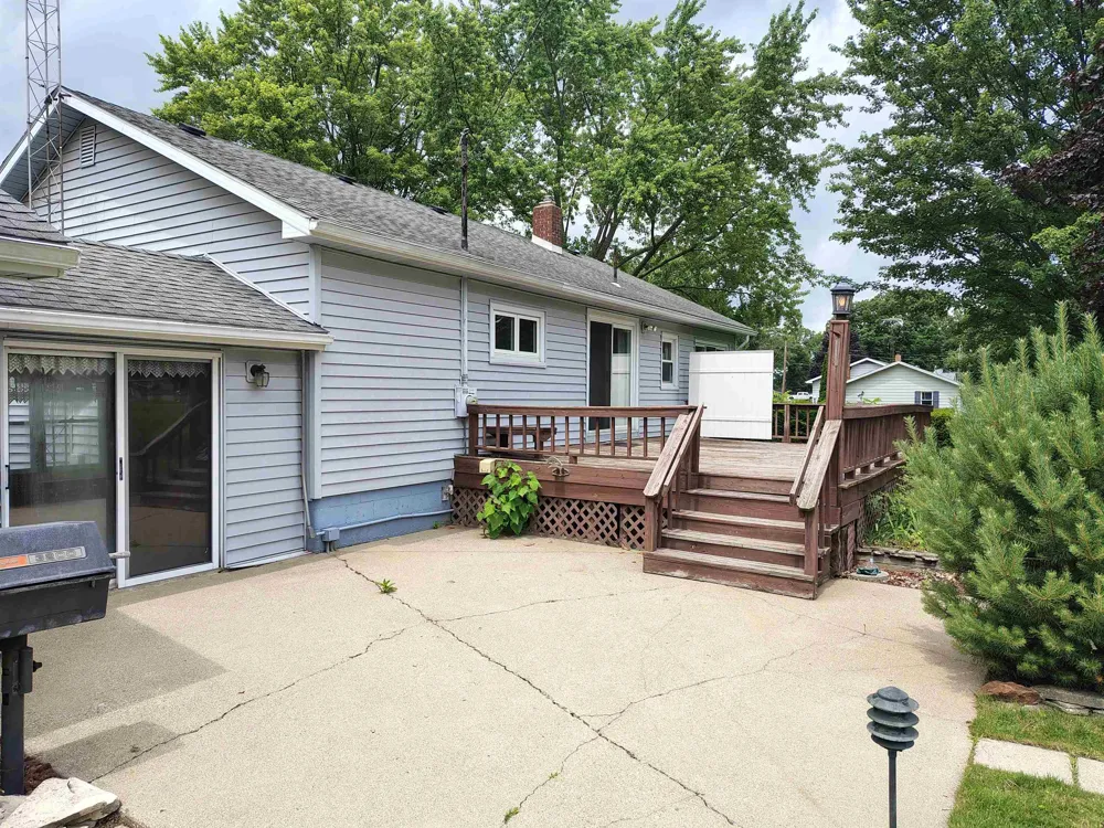905 Dexter Drive Venice Township, MI 48449