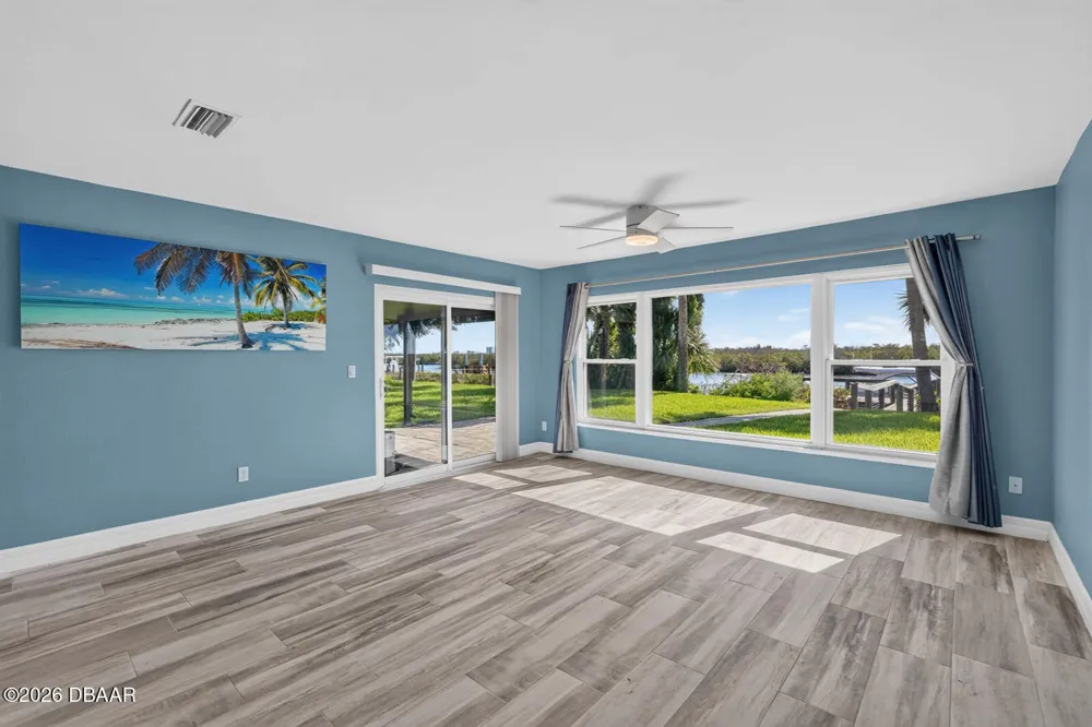1136 Harbour Point Drive Port Orange, FL 32127