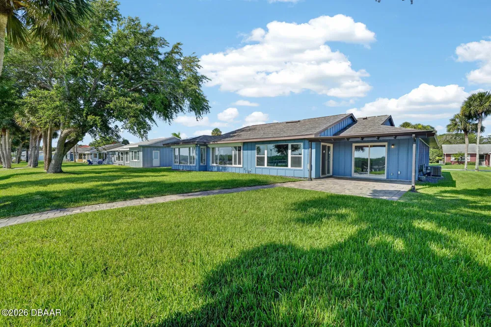 1136 Harbour Point Drive Port Orange, FL 32127