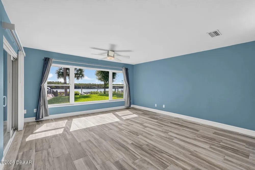 1136 Harbour Point Drive Port Orange, FL 32127