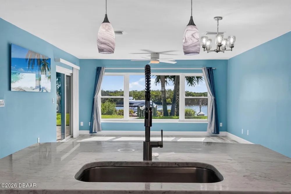 1136 Harbour Point Drive Port Orange, FL 32127