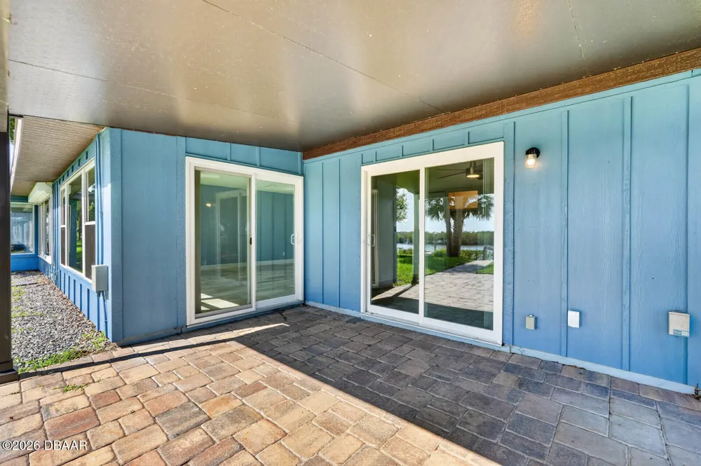 1136 Harbour Point Drive Port Orange, FL 32127