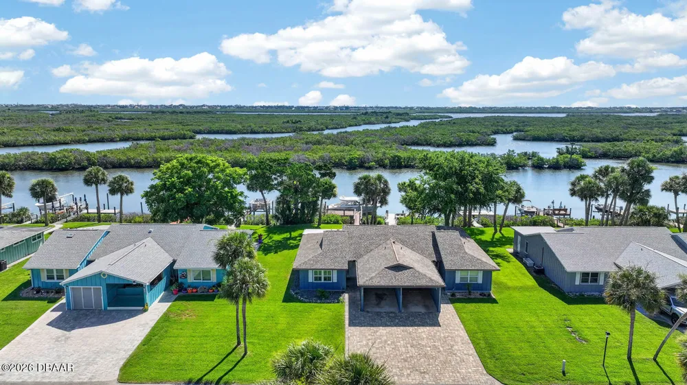 1136 Harbour Point Drive Port Orange, FL 32127