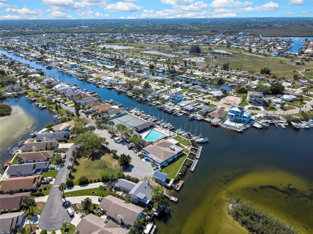 4452 GARNET DRIVE #203 New Port Richey, FL 34652