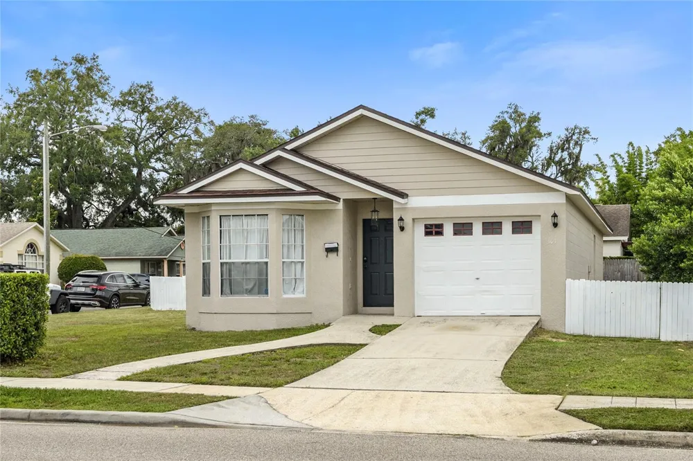 301 S CAPEN AVE Winter Park, FL 32789