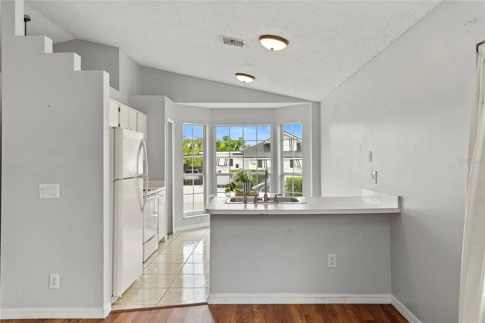 301 S CAPEN AVE Winter Park, FL 32789