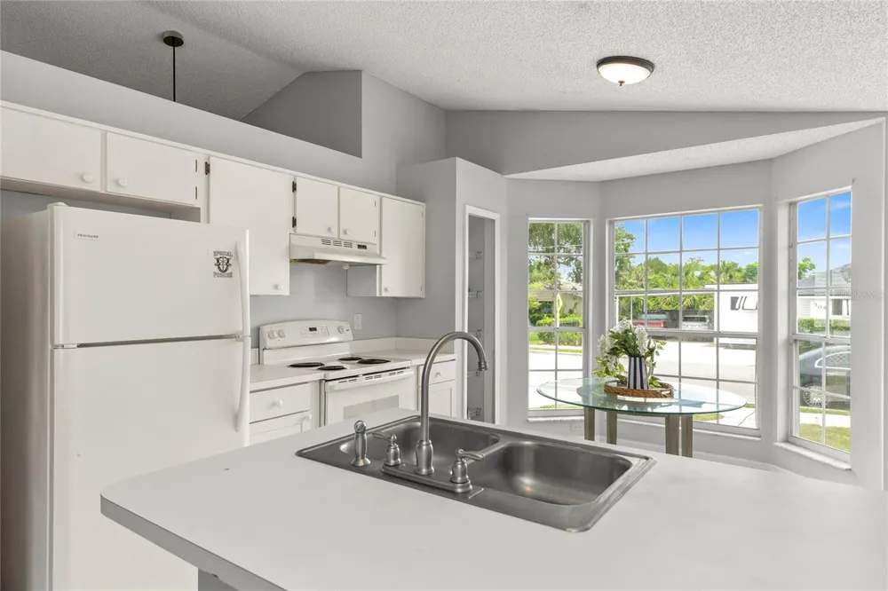 301 S CAPEN AVE Winter Park, FL 32789