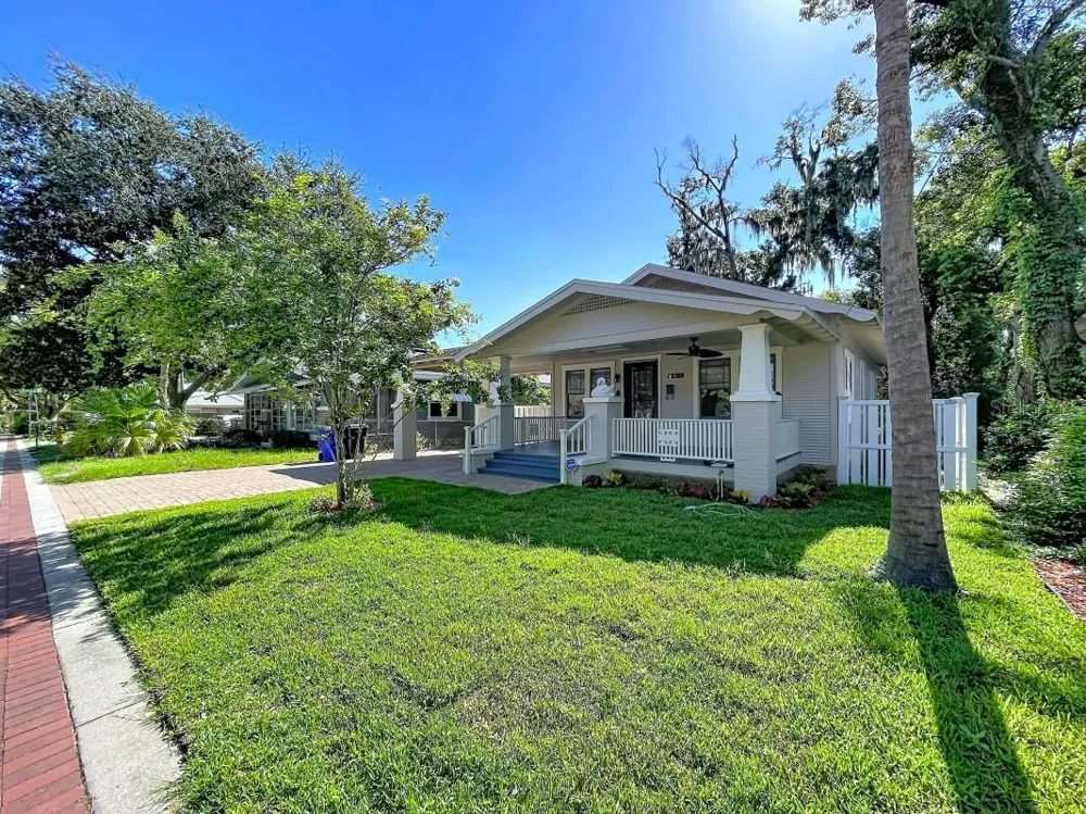 806 JOHNSON AVENUE Lakeland, FL 33801