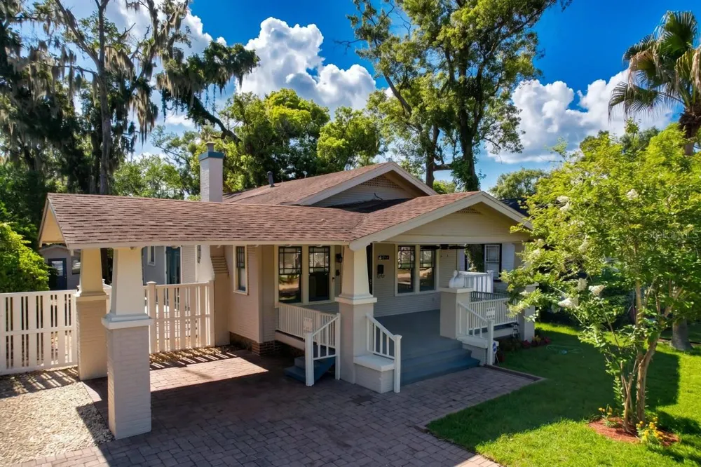 806 JOHNSON AVENUE Lakeland, FL 33801