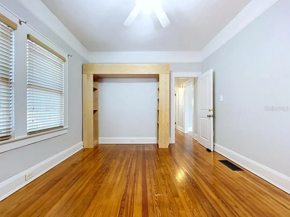 806 JOHNSON AVENUE Lakeland, FL 33801