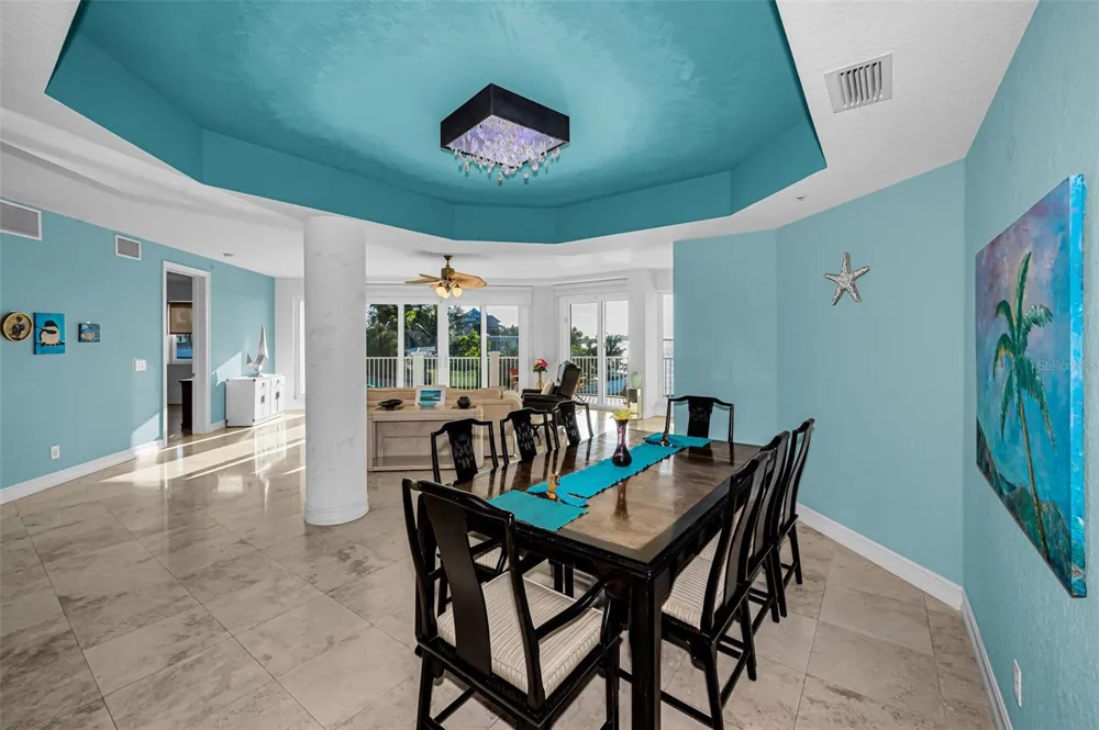 1860 FORT HARRISON AVENUE #103 Clearwater, FL 33755