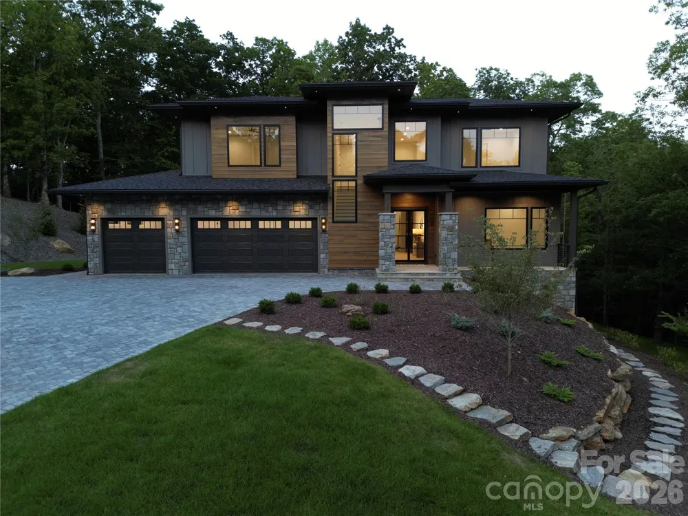 163 Stonefly Drive Horse Shoe, NC 28742
