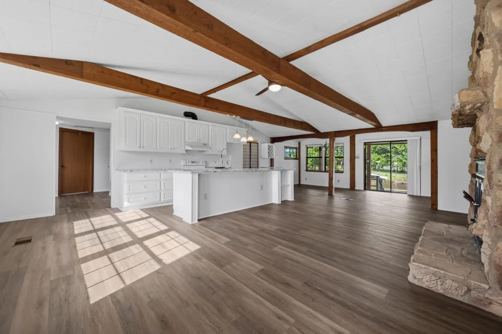 119 Elm Drive Onalaska, TX 77360