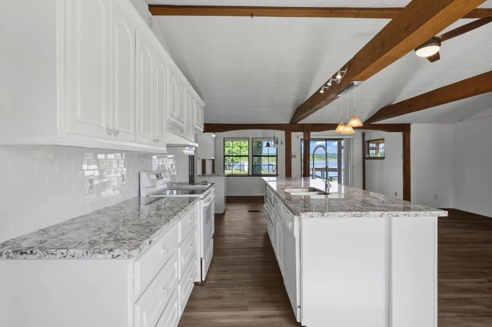 119 Elm Drive Onalaska, TX 77360