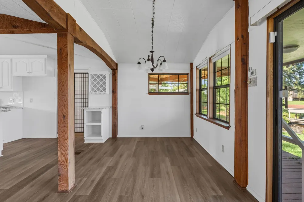 119 Elm Drive Onalaska, TX 77360