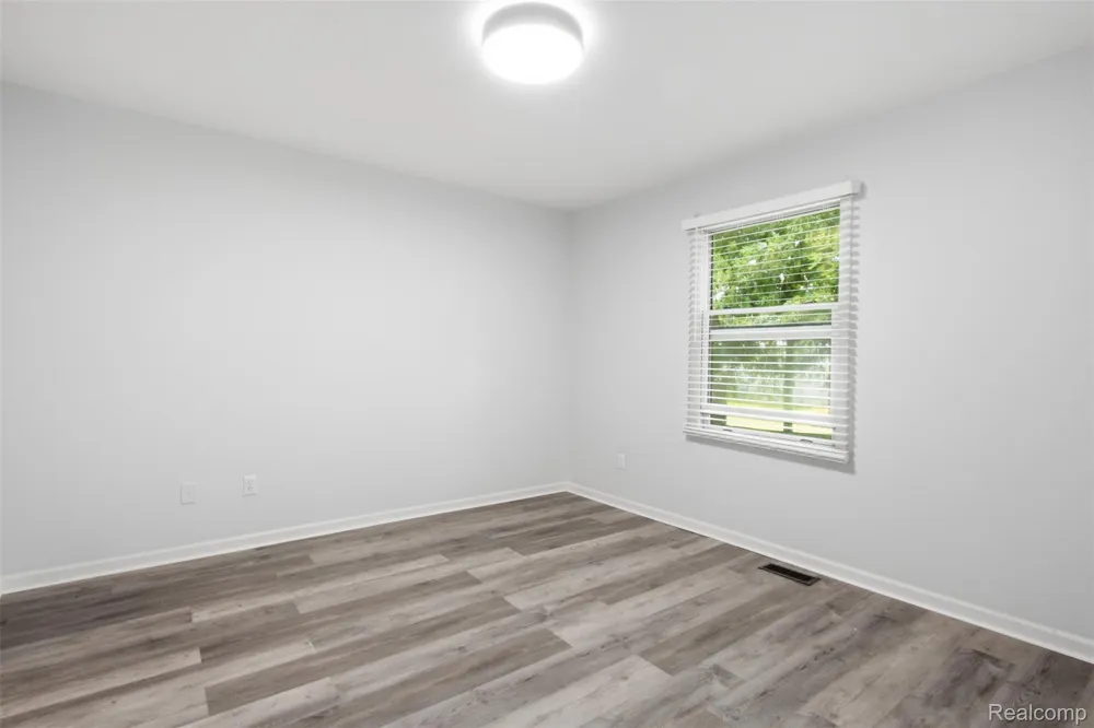 41837 King Edward Court Clinton Charter Township, MI 48038