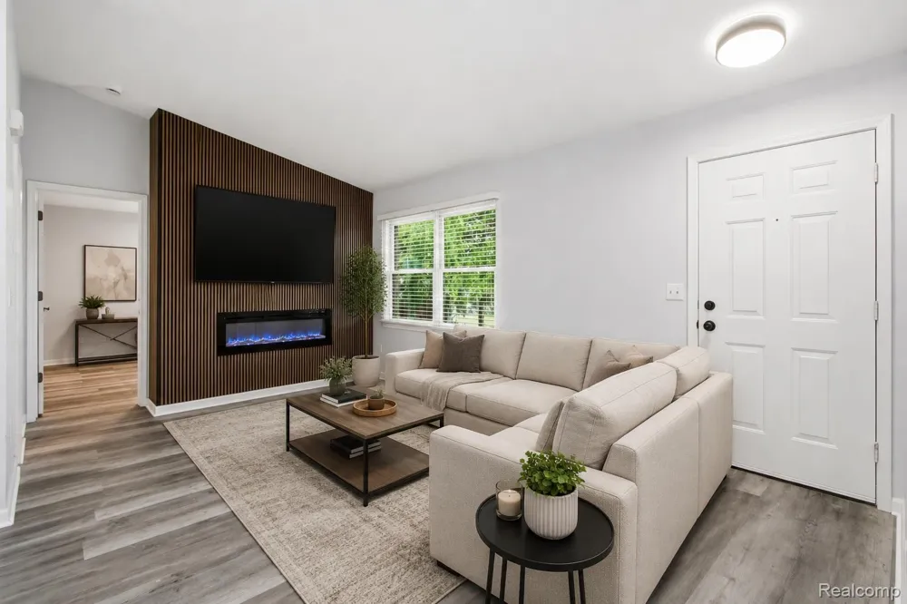 41837 King Edward Court Clinton Charter Township, MI 48038