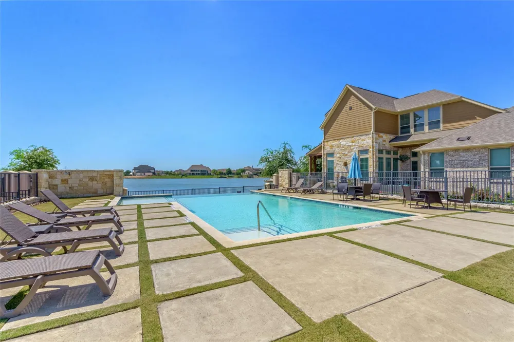9406 Caddo Ridge Lane Cypress, TX 77433