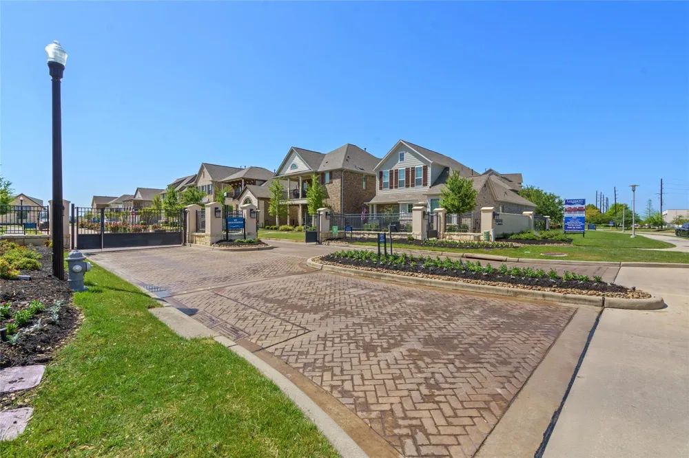 9406 Caddo Ridge Lane Cypress, TX 77433