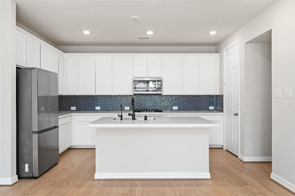 9406 Caddo Ridge Lane Cypress, TX 77433
