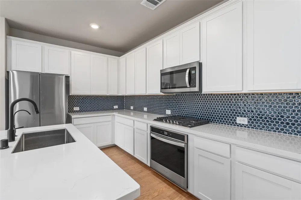 9406 Caddo Ridge Lane Cypress, TX 77433