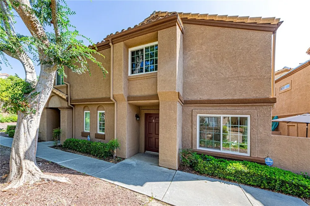 14682 Moon Crest Lane, #B Chino Hills, CA 91709
