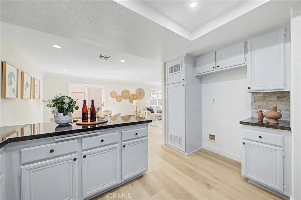 14682 Moon Crest Lane, #B Chino Hills, CA 91709
