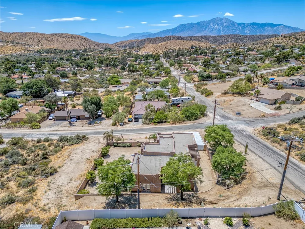 49110 Vista Morongo Valley, CA 92256