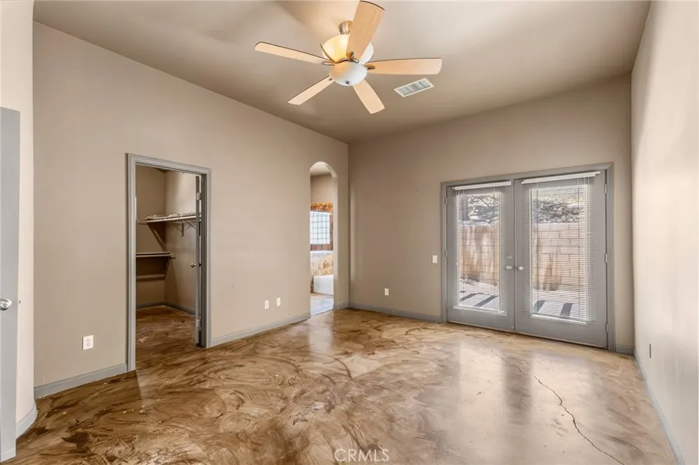 49110 Vista Morongo Valley, CA 92256