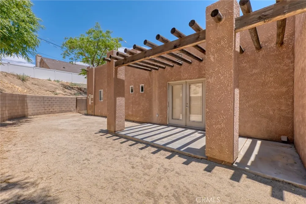 49110 Vista Morongo Valley, CA 92256