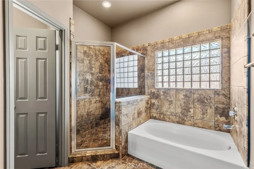 49110 Vista Morongo Valley, CA 92256