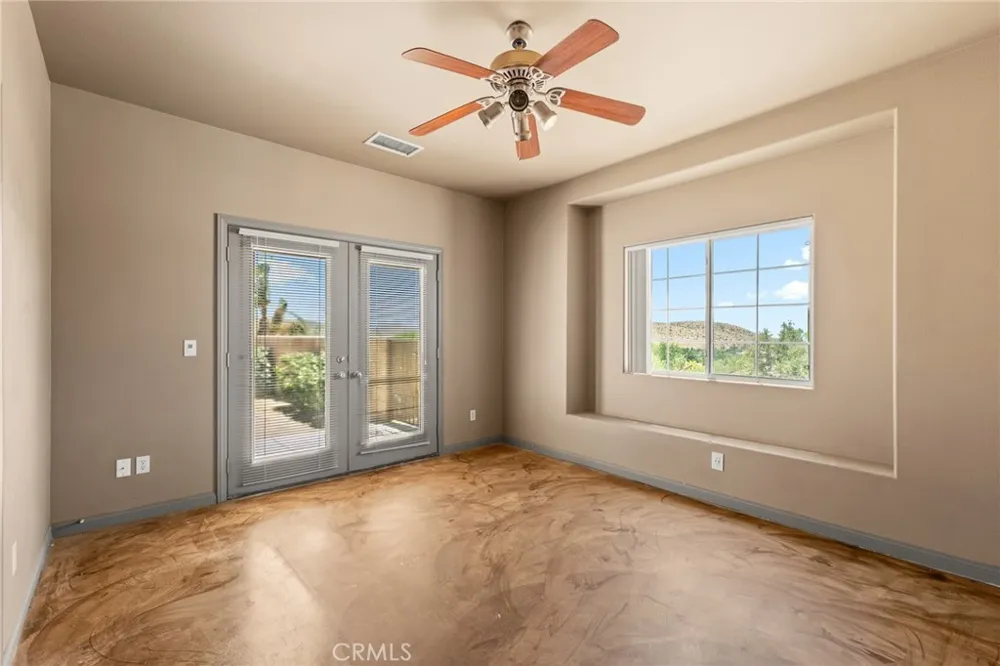 49110 Vista Morongo Valley, CA 92256