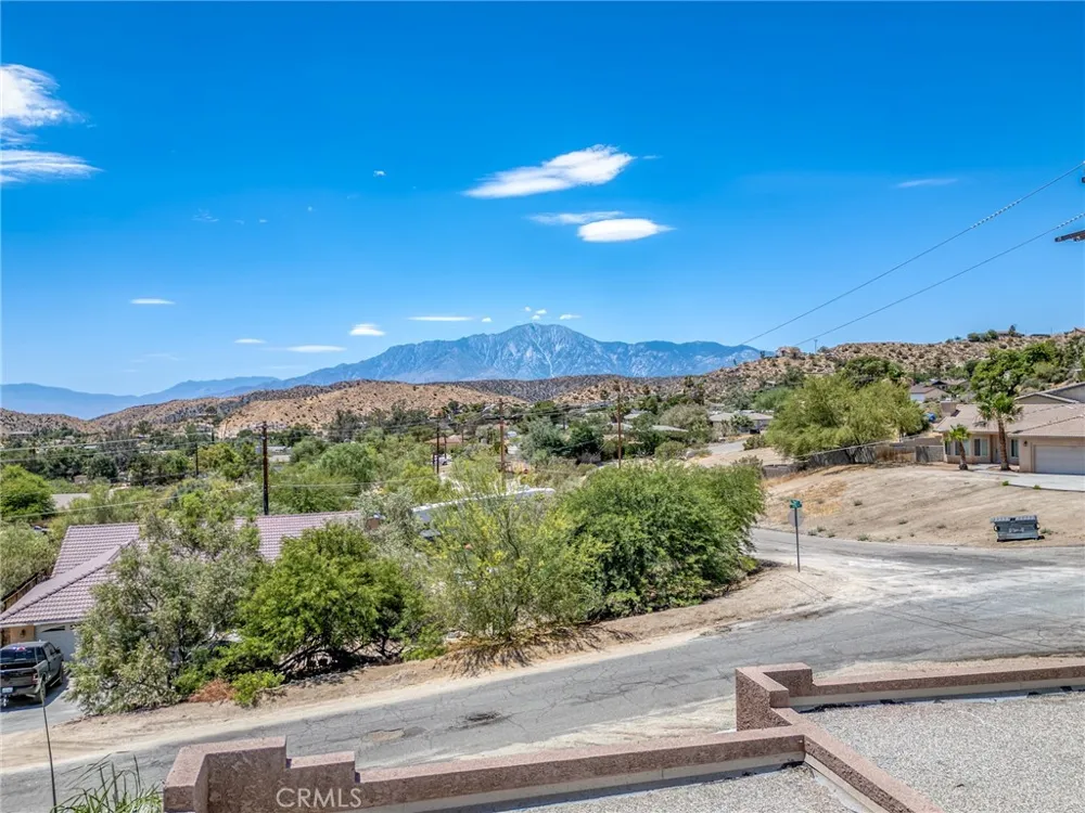 49110 Vista Morongo Valley, CA 92256