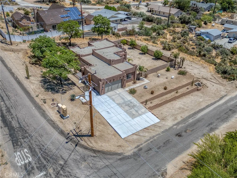 49110 Vista Morongo Valley, CA 92256