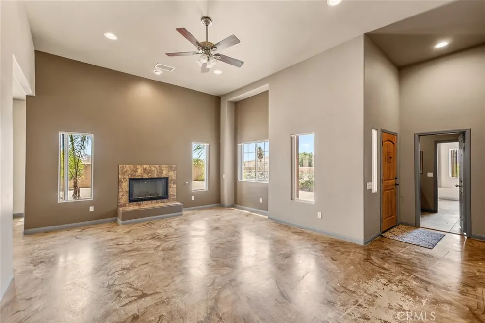 49110 Vista Morongo Valley, CA 92256
