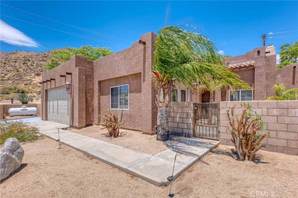 49110 Vista Morongo Valley, CA 92256