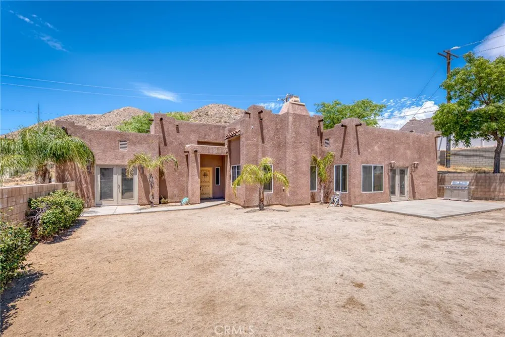 49110 Vista Morongo Valley, CA 92256