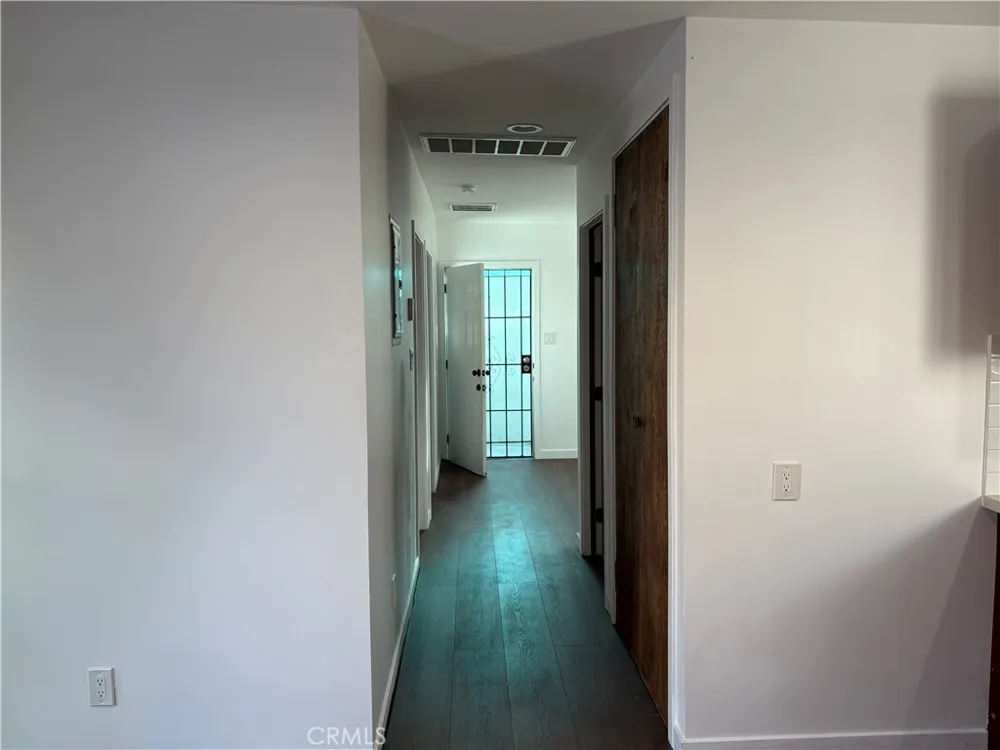 7501 Corbin Winnetka, CA 91306