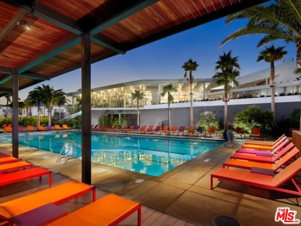 12975 Agustin Place #218 Playa Vista, CA 90094
