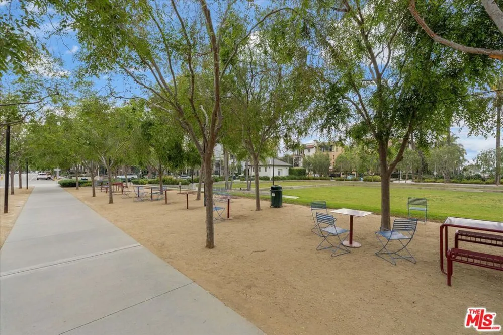 12975 Agustin Place #218 Playa Vista, CA 90094