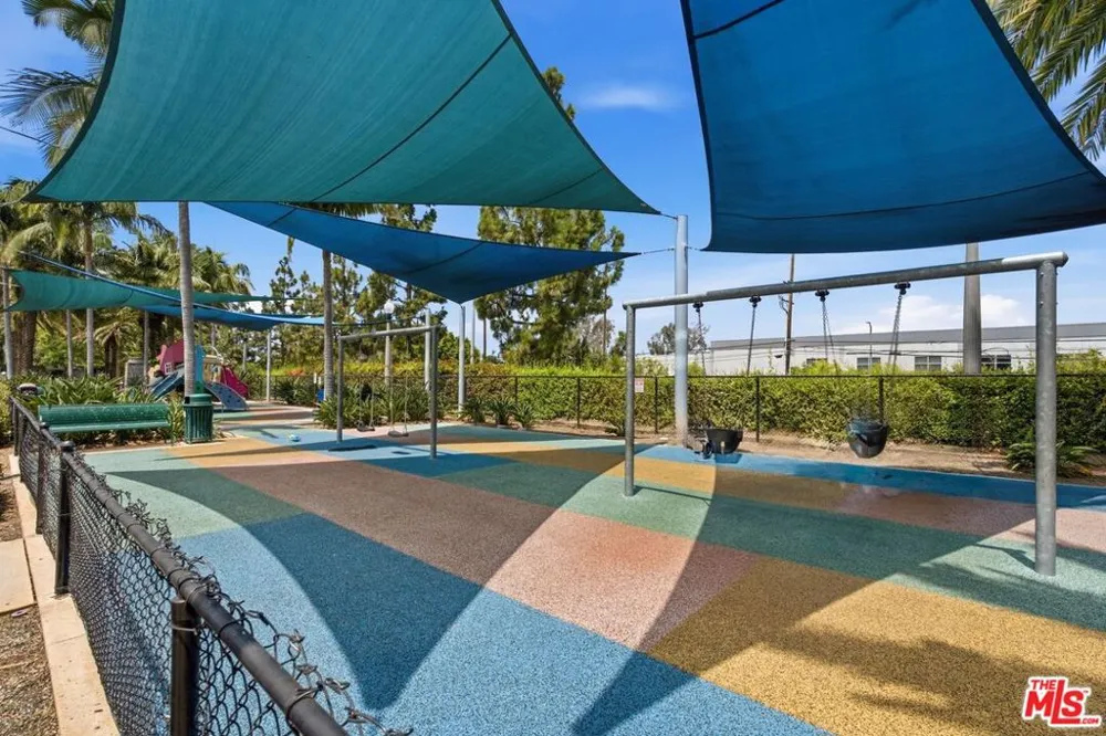 12975 Agustin Place #218 Playa Vista, CA 90094