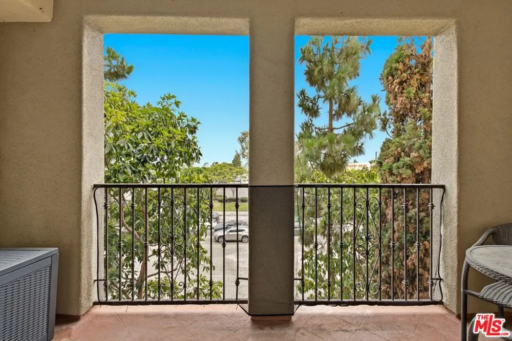 12975 Agustin Place #218 Playa Vista, CA 90094