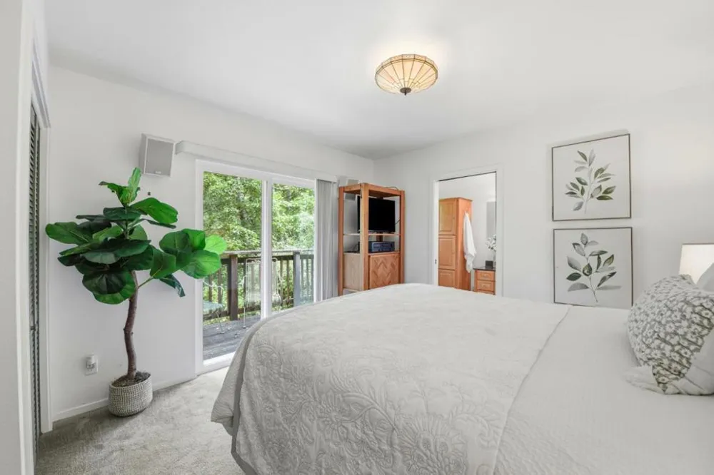 6975 La Honda Road La Honda, CA 94020