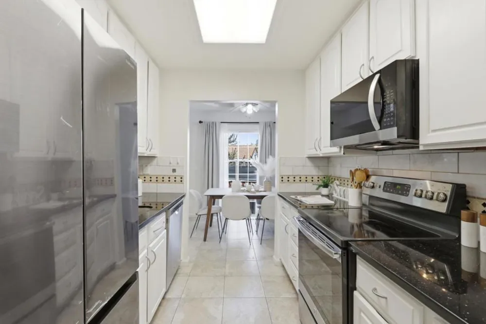 102 Dot Avenue Campbell, CA 95008