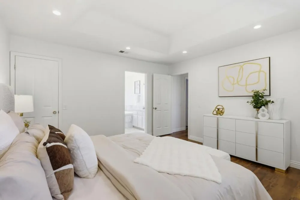 102 Dot Avenue Campbell, CA 95008