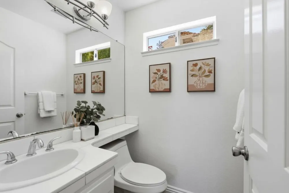 102 Dot Avenue Campbell, CA 95008
