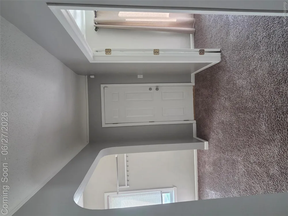 22889 Oakwood Avenue Eastpointe City, MI 48021